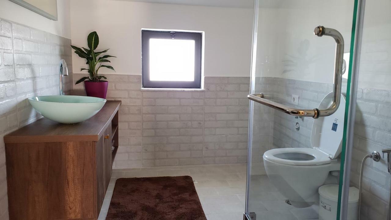 Apartmán Friends Terrace Tirana Exteriér fotografie
