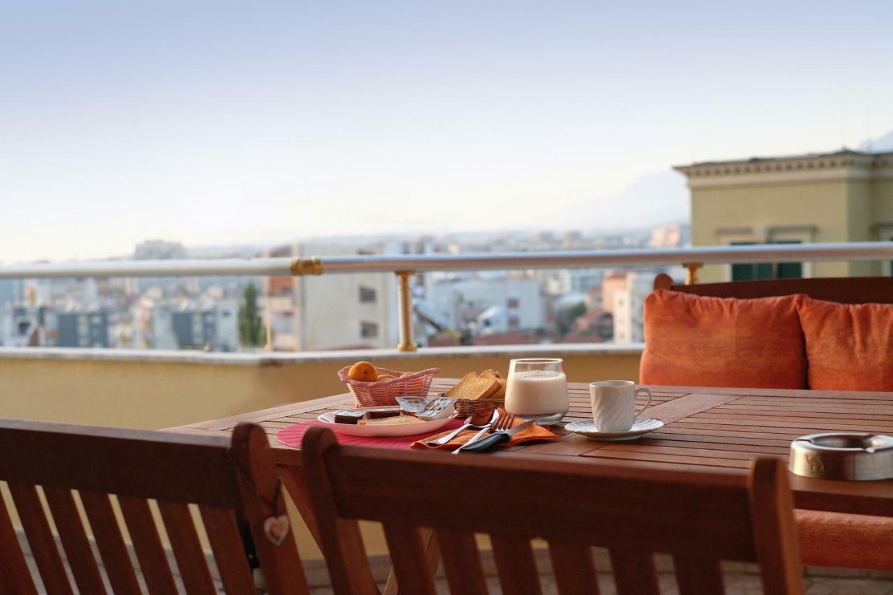 Apartmán Friends Terrace Tirana Exteriér fotografie